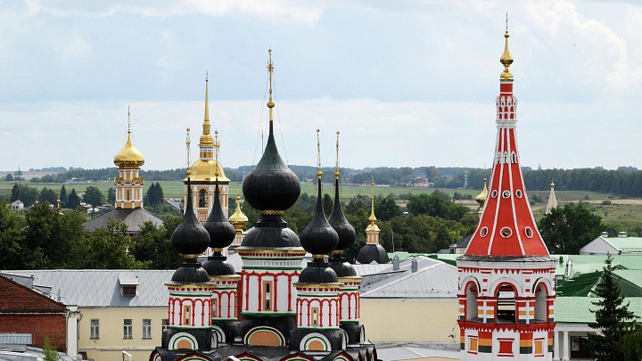 Священник рассказал, что кроме меда можно принести в храм на Медовый спас