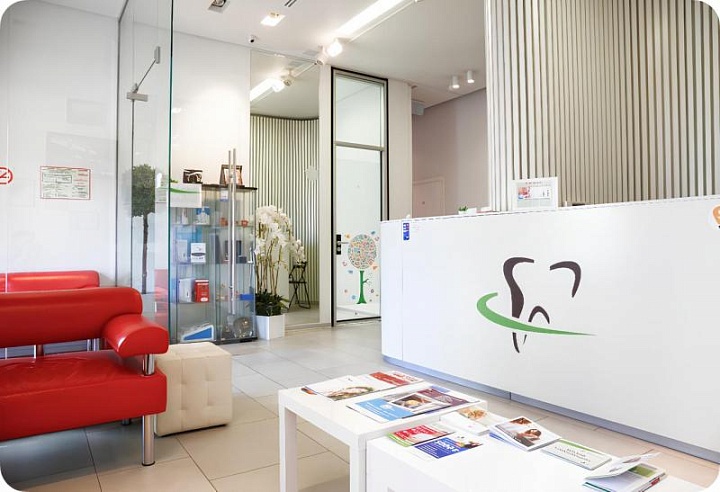 Высокоточное оборудование и опытные врачи: однодневная имплантация в CSSdent